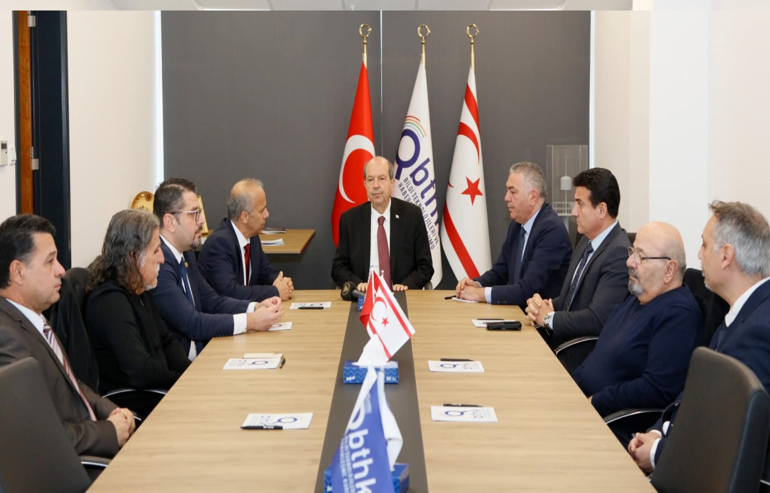 Cumhurbaşkanı BTHK&#8217;yı ziyaret etti.